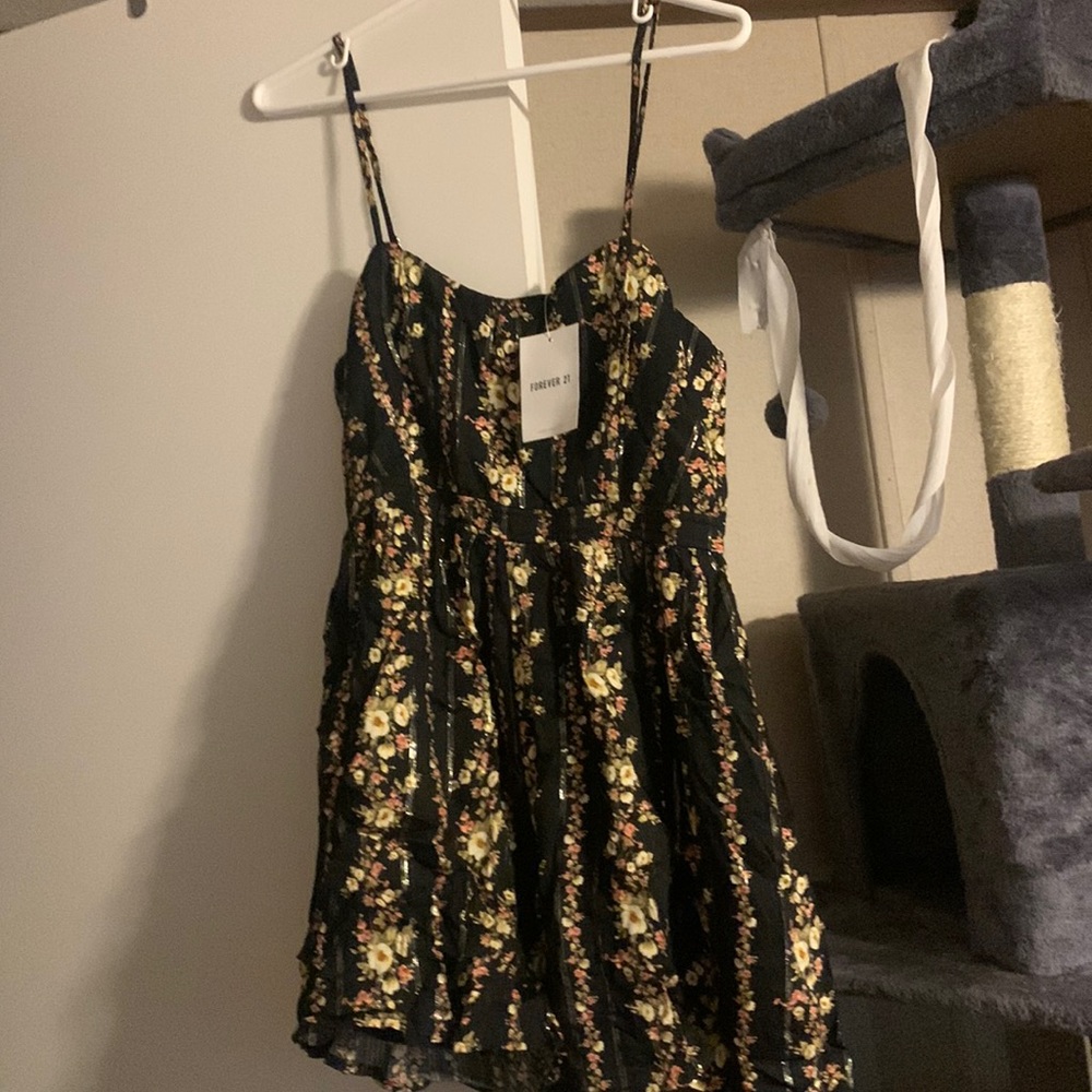 Forever 21 black with flower print dress w/shorts size small